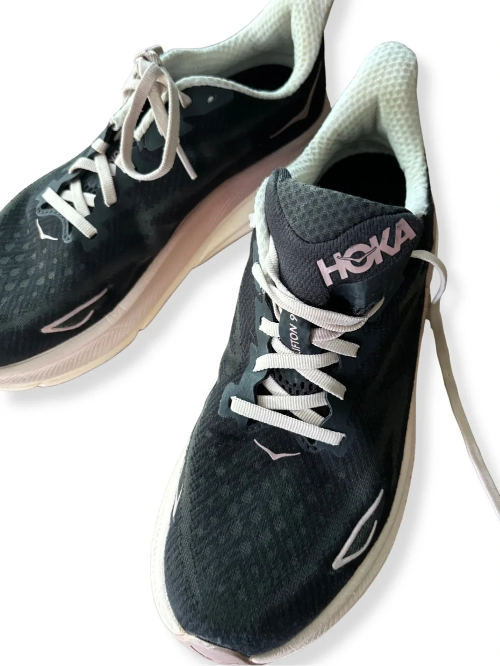 HOKA Clifton 9 Women’s Running Shoes Black Pink US 8.5 Athletic